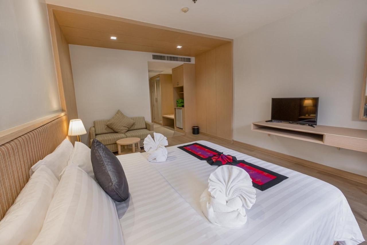 Art Patong Residence Phuket Buitenkant foto