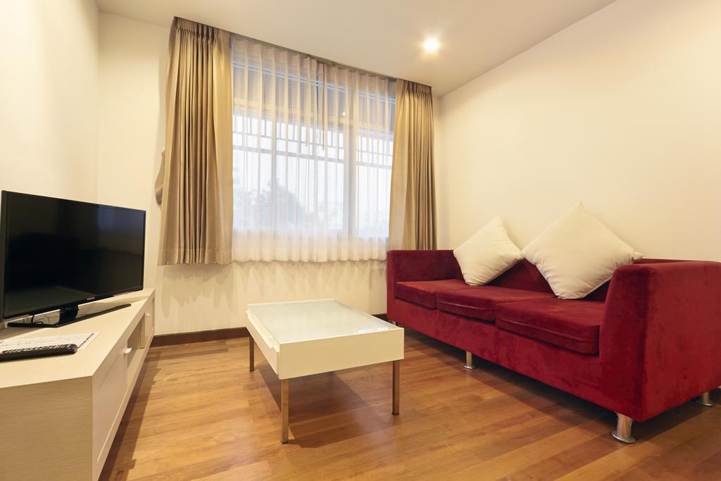 Art Patong Residence Phuket Buitenkant foto