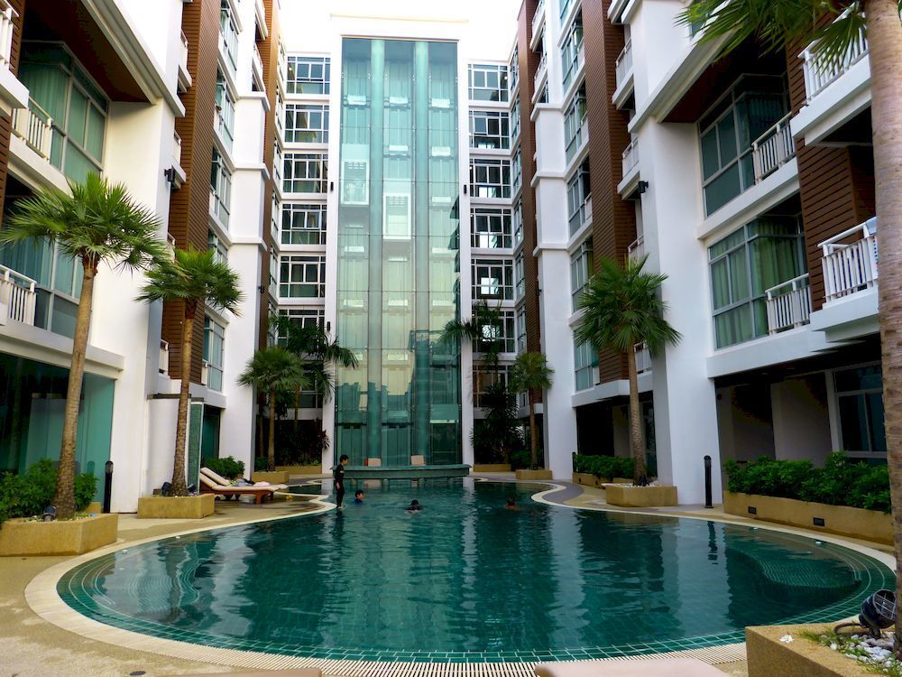 Art Patong Residence Phuket Buitenkant foto