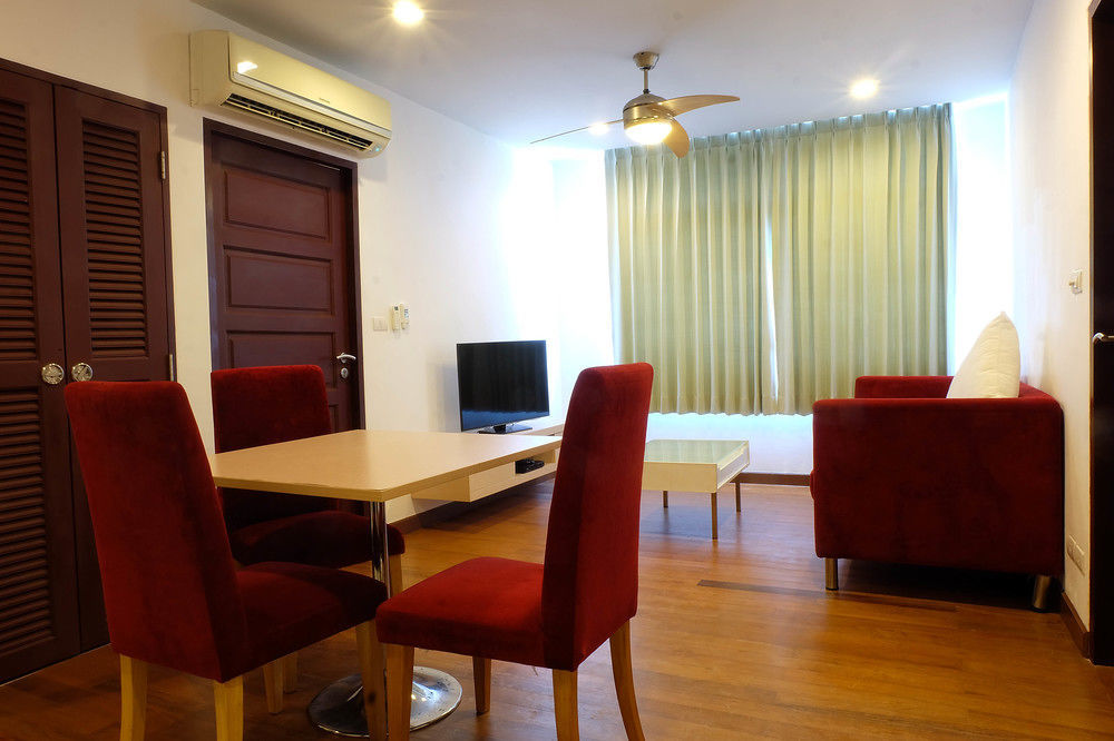 Art Patong Residence Phuket Buitenkant foto