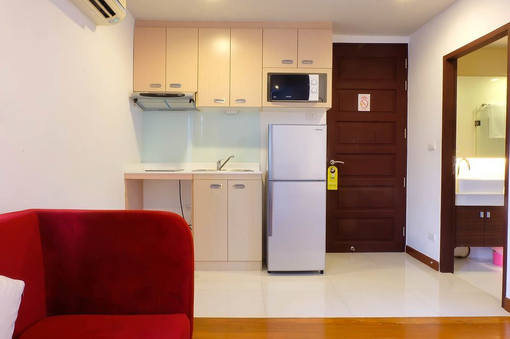 Art Patong Residence Phuket Buitenkant foto